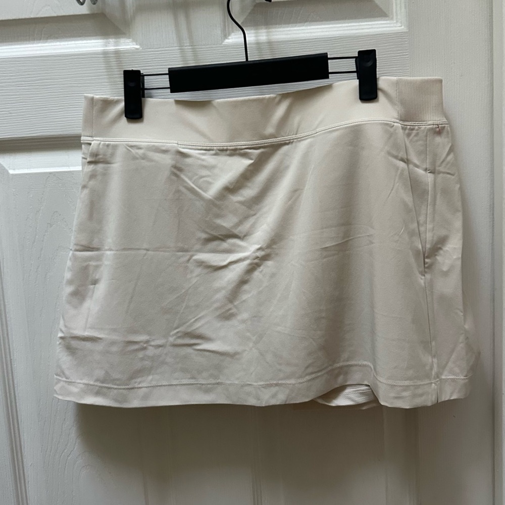 Athleta Women's Brooklyn Mid Rise 13 1/2" Skort Bone sz 14 cream tan skirt - Picture 2 of 7